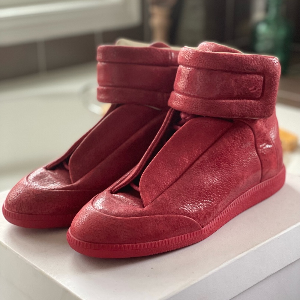 Maison Margiela mens Red Future size 9
